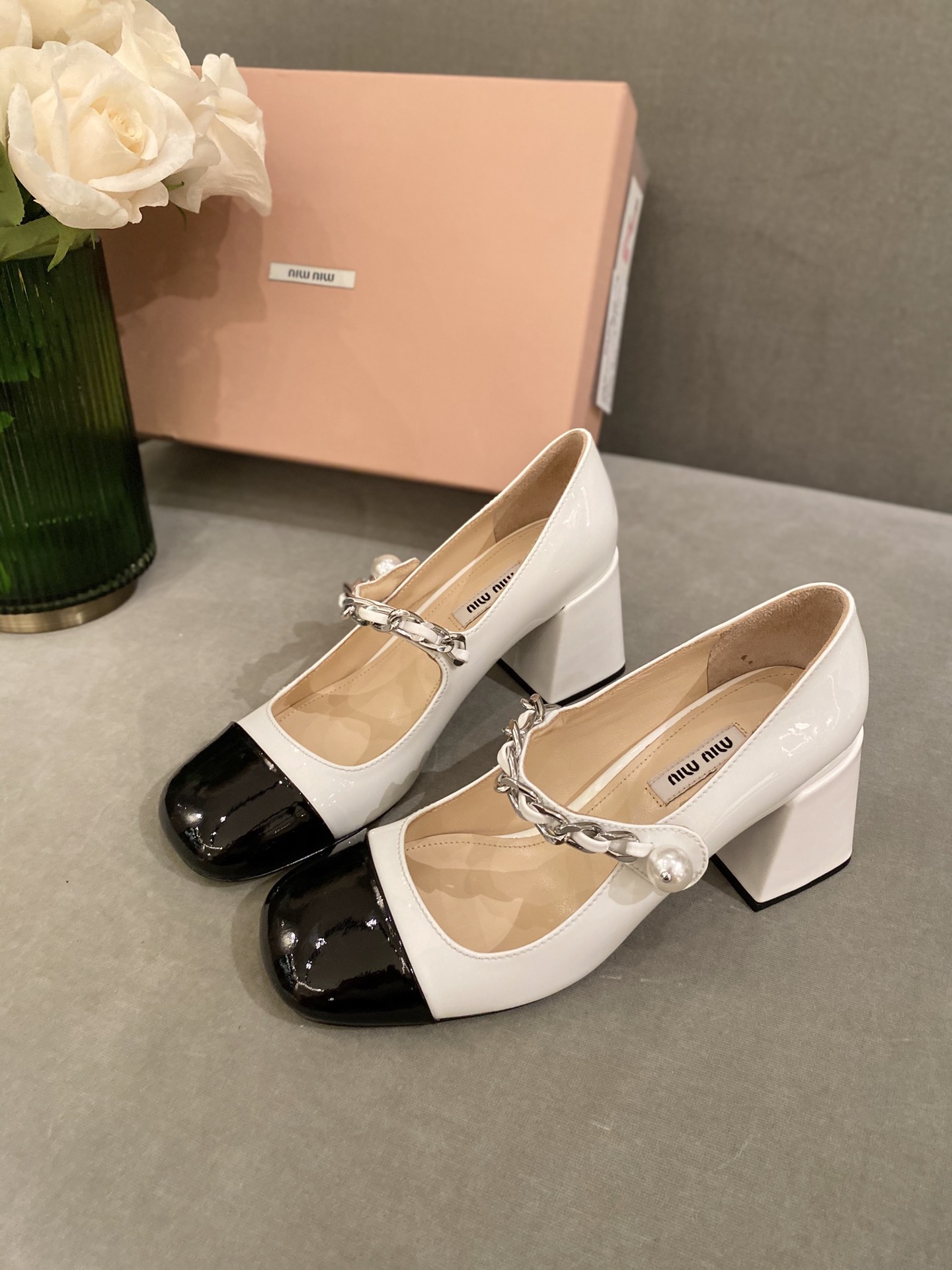 Women's high heels